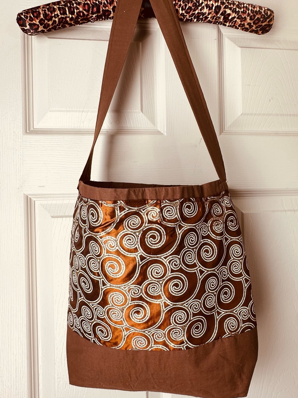Brown Swirl Pattern Tote Bag